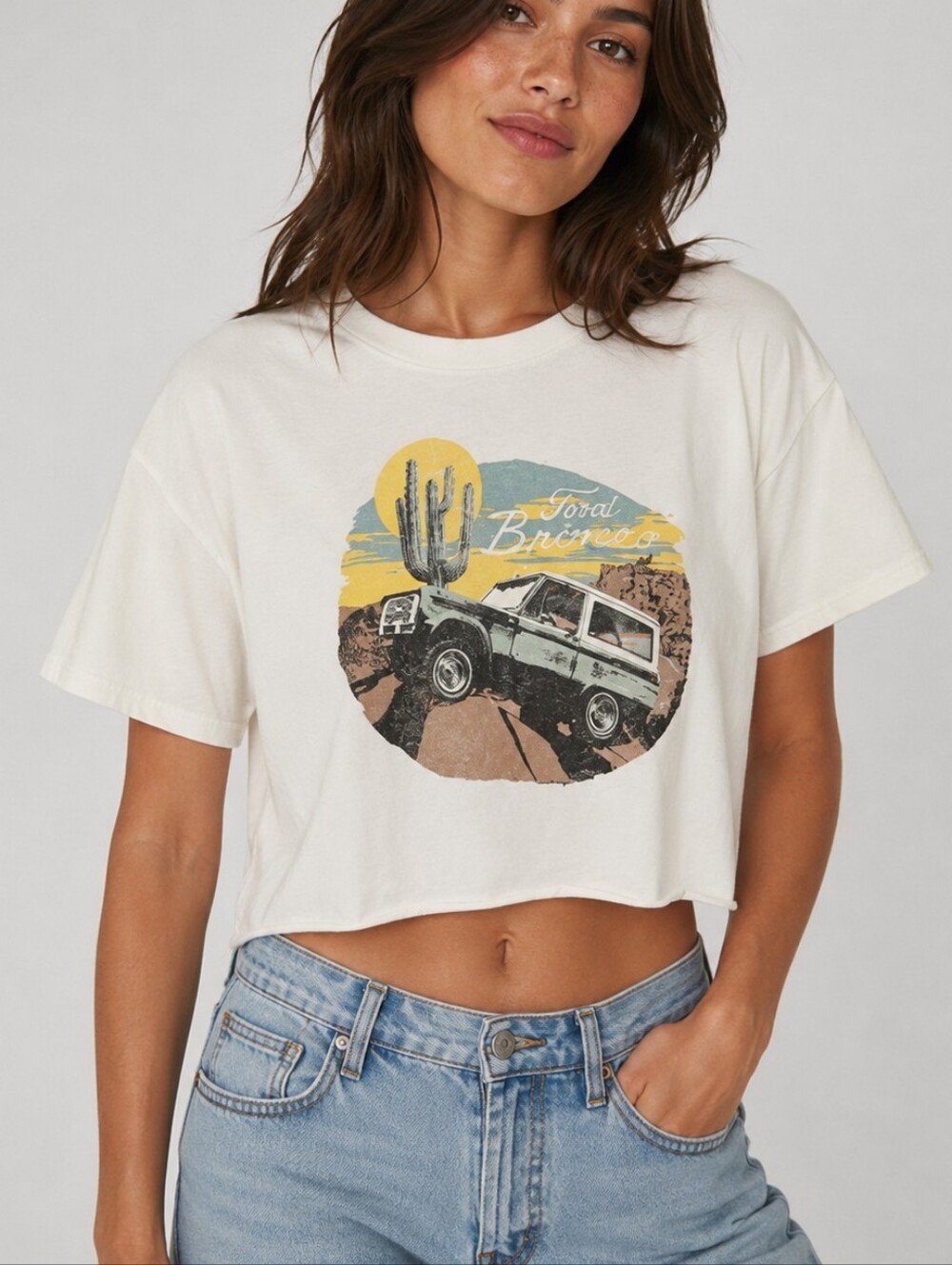 Ford Motor Company Bronco Desert White Cropped Tee